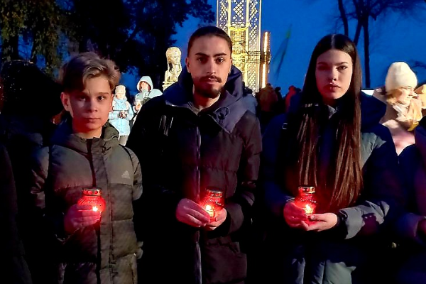 Гурток "Медіа-журналістика" вшанували пам'ять жертв Голодомору.