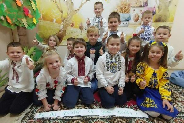 Гурток «English speaking club» - День української писемності та мови