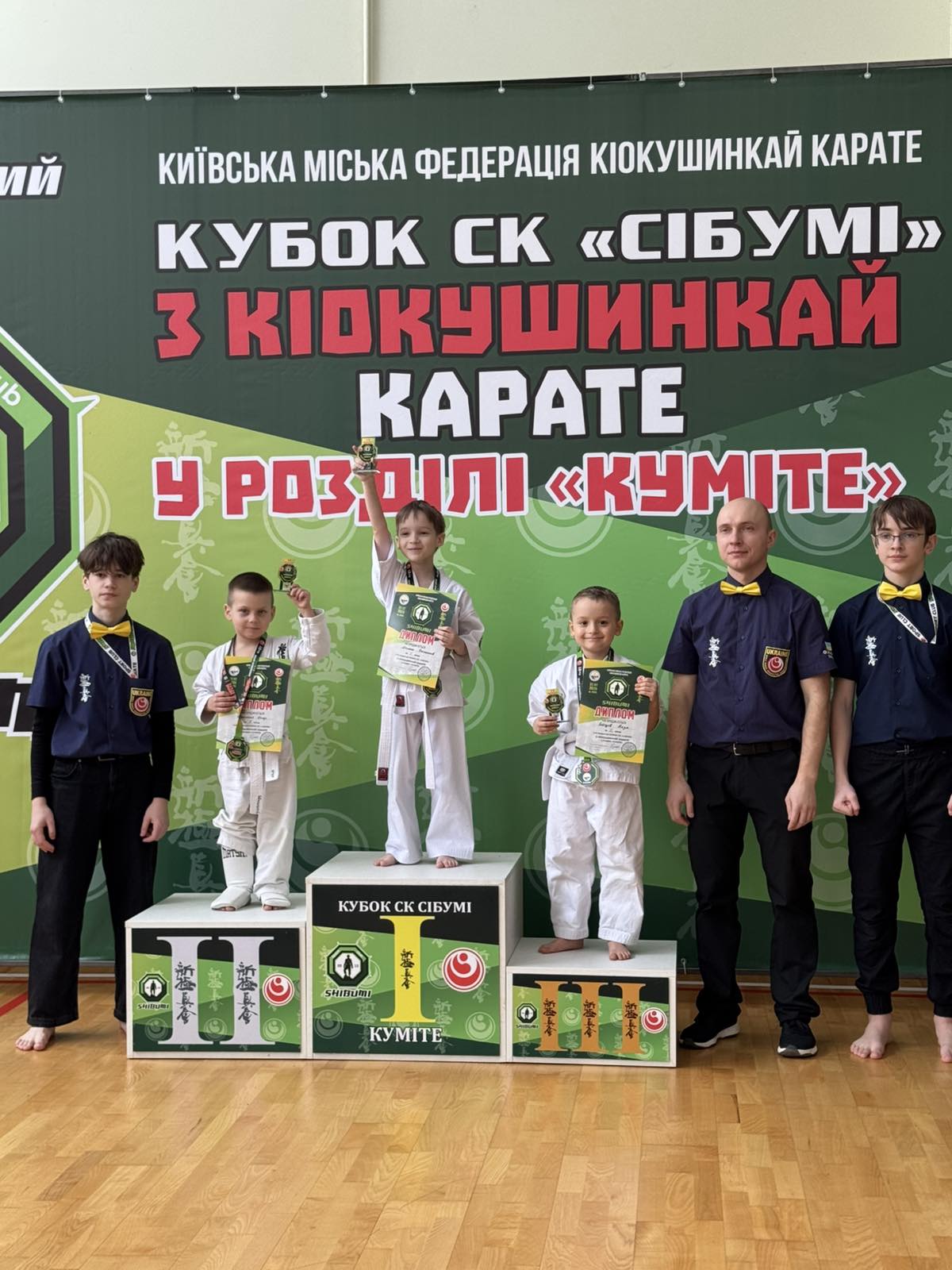 0 02 04 86d9e3bb959feee9f116833d9e09c860f6c7643b56722720aba880179b1d3a3e 220d86ccf75