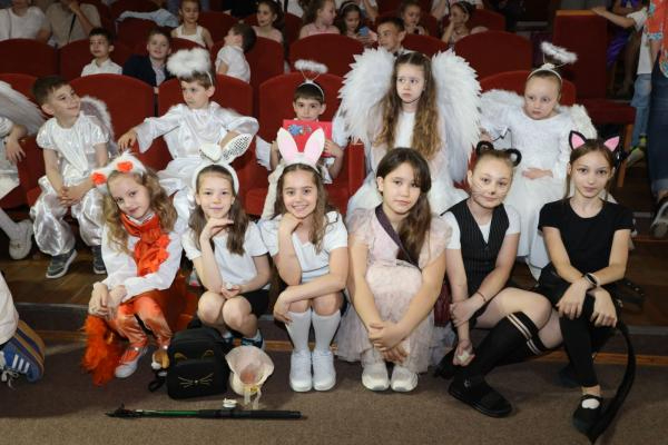 Гурток «English speaking club» - Святкова програма «Ukrainian Family Day»